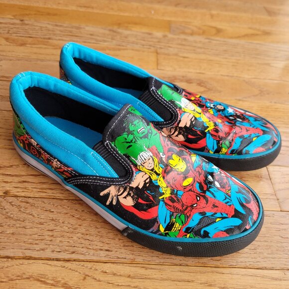 Marvel Marvel Comics Avengers Slip On Sneakers Youth Size 5 - Picture 1 of 8